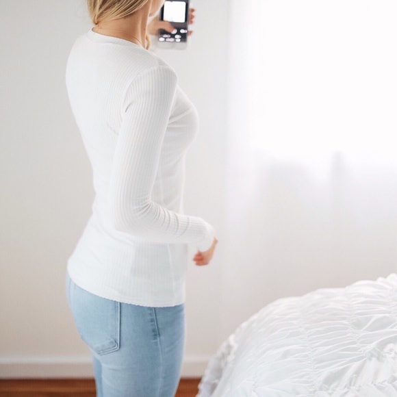 Luxurious Fitted LS - Picture 2 of 3